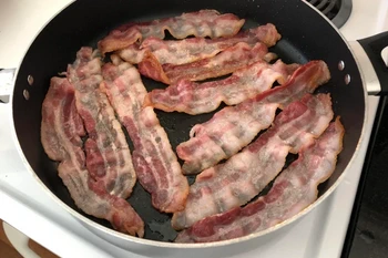 lard grillé à la poele