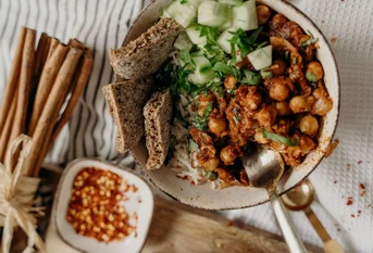 10 recettes de plats uniques pour les soirées pressées