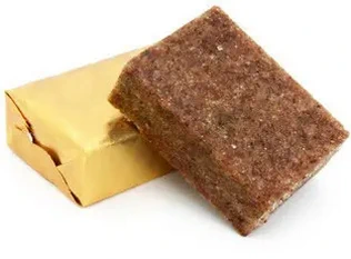 Cube de bouillon (de volaille ou de bœuf)