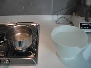 Huile d'olive aux herbes : Étape 1