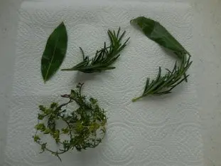 Feta à l'huile d'olive aux herbes : Étape 3