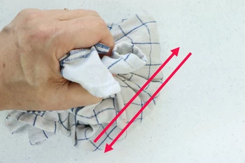 Comment éplucher (monder) des noisettes : Étape 6