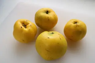 Compote de coings : Étape 1