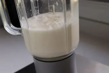 Pâte à clafoutis : Étape 1