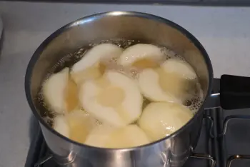 Poires pochées : Étape 5