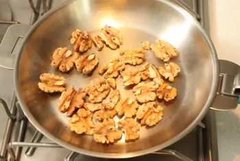 Pesto de feuilles de betteraves : Étape 2