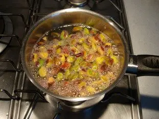 Fines tuiles de chocolat aux fruits secs torréfiés : Étape 1