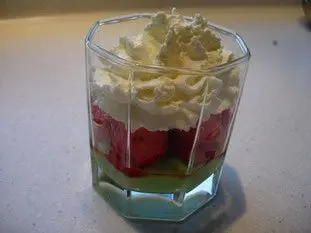Coupe de fraises menthe et Chantilly : Étape 7
