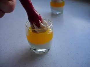 Petites verrines à la vanille, clémentine et marron : Étape 8