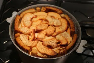 Charlotte comtoise aux pommes : Étape 11