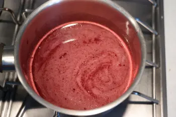 Verrine croustillante cassis et crème au mascarpone : Étape 4