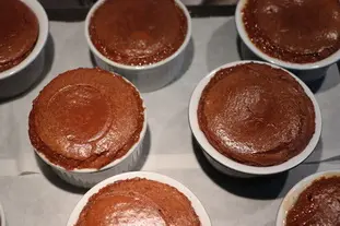 Petits flans poires et chocolat : Étape 7