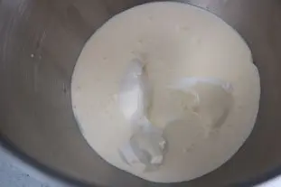 Verrines fraises-kiwis crème de mascarpone : Étape 1