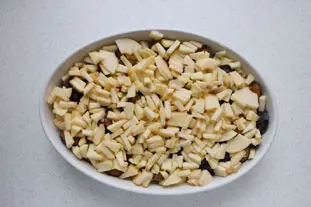 Crumble d'automne pommes et prunes : Étape 10