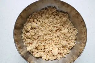 Crumble d'automne pommes et prunes : Étape 4