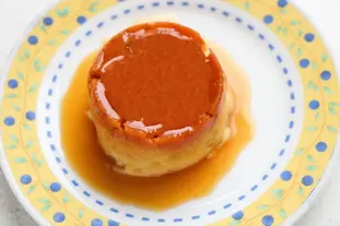 Gâteau de semoule caramel et raisins : Étape 12