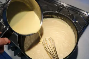 Gâteau de semoule caramel et raisins : Étape 8