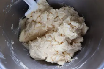 Moelleux  pommes-amandes : Étape 4