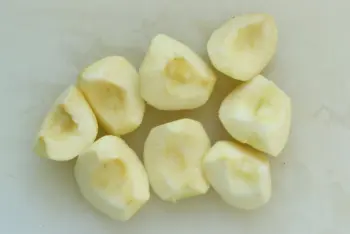 Gâteau aux pommes caramélisées d'Antoinette : Étape 8