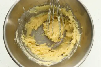 Gâteau madeleine aux pommes : Étape 3