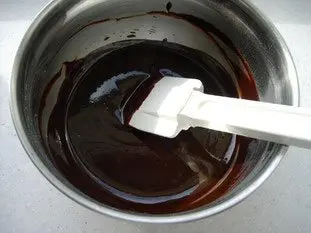 Mi-cuit au chocolat et coulis de framboises : Étape 9