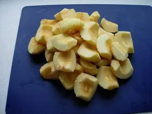 Charlotte briochée aux pommes : Étape 1