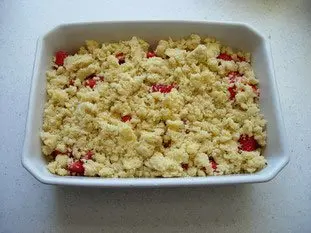 Crumble fraise-rhubarbe : Étape 4