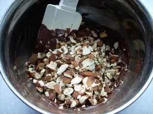 Gâteau aux amandes torréfiées : Étape 10