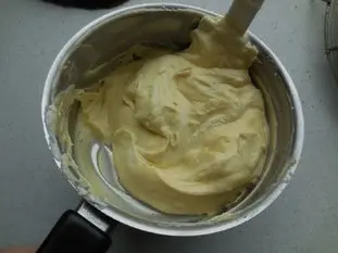 Tarte tropézienne : Étape 7