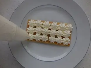 Feuilleté aux fraises express : Étape 8