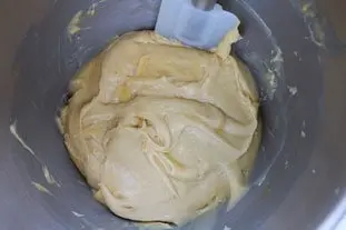 Gâteau renversé aux pommes caramélisées : Étape 3