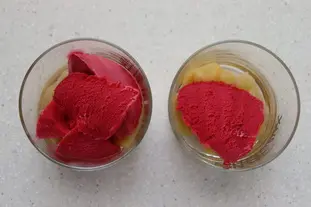 Coupe glacée pêches et cassis : Étape 3