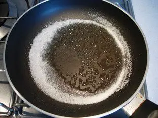 Fins chaussons aux pommes et amandes : Étape 2