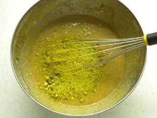 Financiers à la pistache : Étape 5