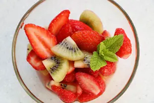 Salade fraises et kiwi