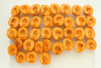 Tarte sablée aux abricots doux et romarin : Étape 1