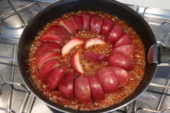 Tarte tatin boulangère aux nectarines de vigne : Étape 10