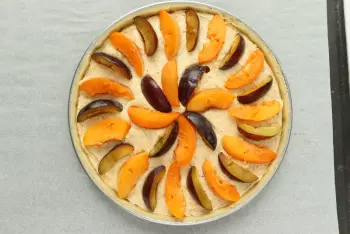 Tarte de fin d'été, prunes et abricots : Étape 5