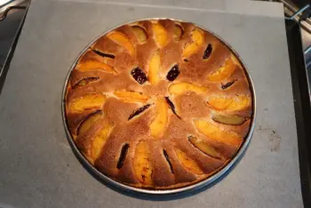 Tarte de fin d'été, prunes et abricots : Étape 6