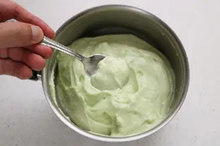 Feuilleté verveine et pêches : Étape 11