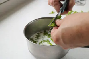 Feuilleté verveine et pêches : Étape 3