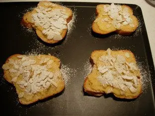 Tranches de brioche à la crème d'amandes : Étape 6