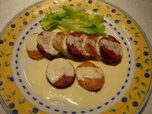 Saucisse et pommes Duchesse, fondue de Mont-D'or