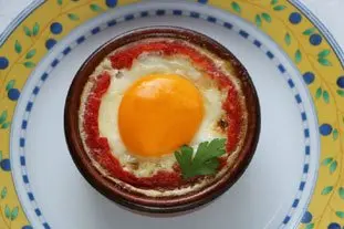 Oeufs en coque de tomate