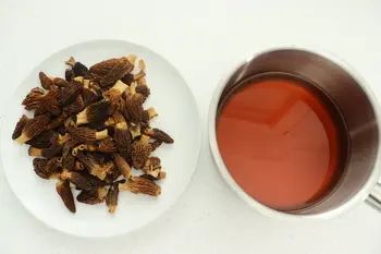 Gratin de pommes de terre aux morilles et vin jaune : Étape 2