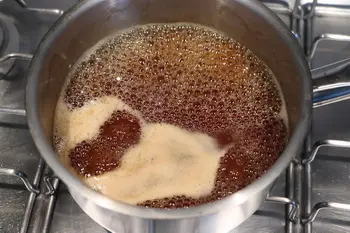 Gratin de pommes de terre aux morilles et vin jaune : Étape 4