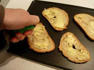 Tartines à l'Époisses : Étape 1