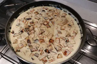 Céleri grillé à la crème moutardée : Étape 8