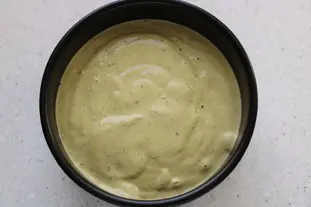 Pommes de terre au four, oeuf poché et sauce au thon : Étape 5