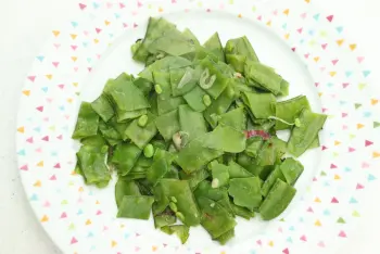 Pois mange-tout juste sautés au beurre